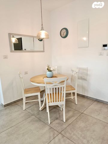 דירה, אריאל שרון, נווה שרון / שער העיר, נתיבות