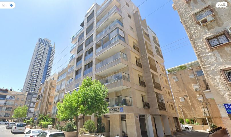 גג/ פנטהאוז, השר שפירא 44, בת ים