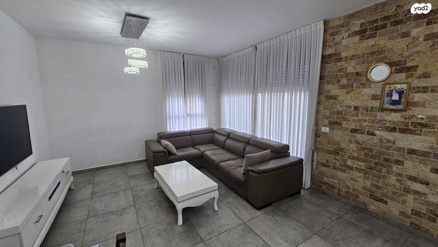 דירה, בן שמן 12, גני יער, לוד