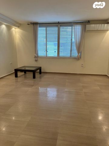 דירה, הרב גליקסברג, נאות אפקה ב', תל אביב יפו