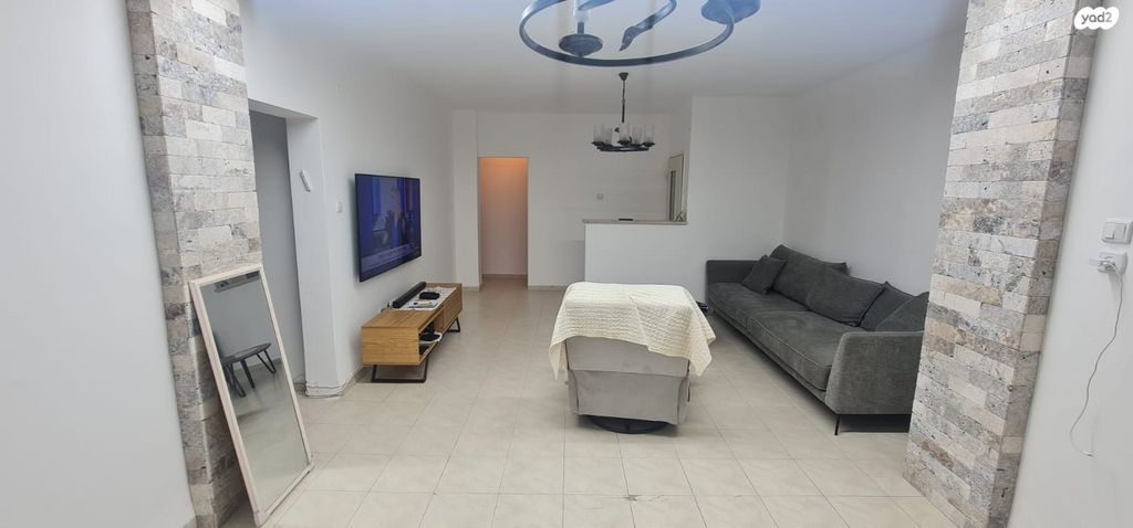 דירת גן, שביל כלנית, מוצקין הותיקה, קרית מוצקין