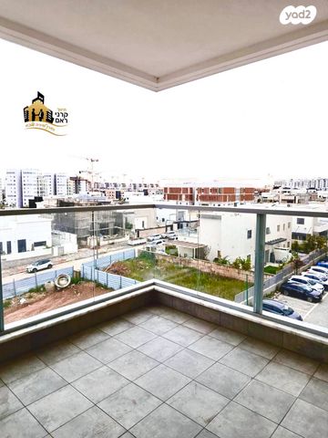 דירה, אריאל שרון, נווה שרון / שער העיר, נתיבות