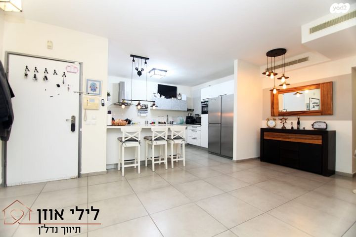 דירה, דרך דגניה, קרית השרון, נתניה