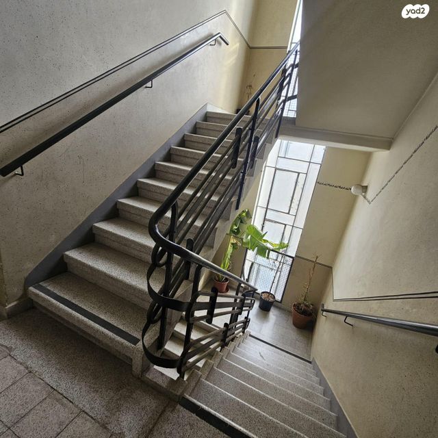 דירה, הרב יצחק ידידיה פרנקל, פלורנטין, תל אביב יפו