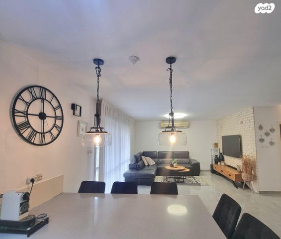 בית פרטי/ קוטג', אבני חן, מודיעין מכבים רעות