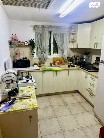 דירה, בית הפועלים, ב' / צפון מערב העיר, רחובות