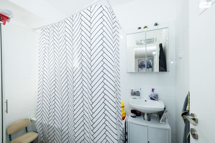 דירה, שבט יהודה, אחיסמך, לוד