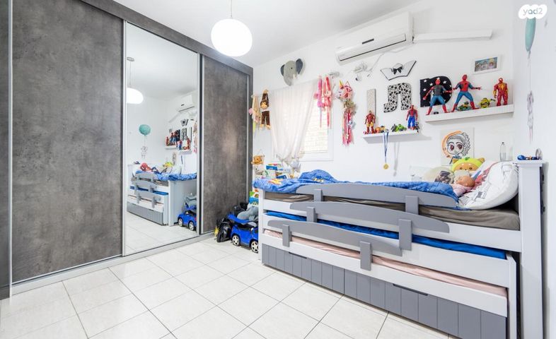 דירה, הירקונים, פתח תקווה