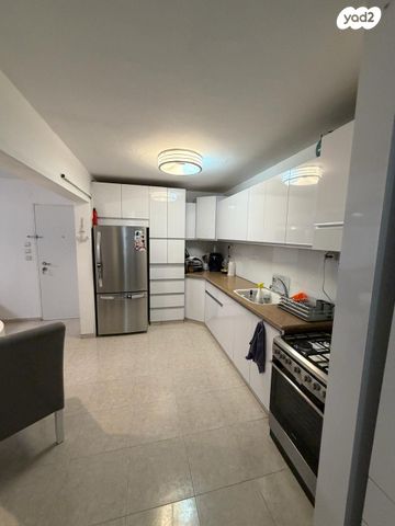 דירה, שדרות ירושלים 35, קרית ים א', קרית ים