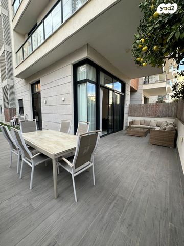 דירת גן, אוסישקין 10, נתניה