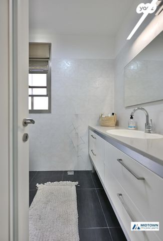 דו משפחתי, אז"ר 165, הפארק, כפר סבא