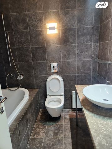 דירה, ניסים אלוני 21, צמרות איילון, פארק צמרת, תל אביב יפו