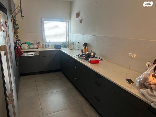 דירה, שפינוזה, רעננה