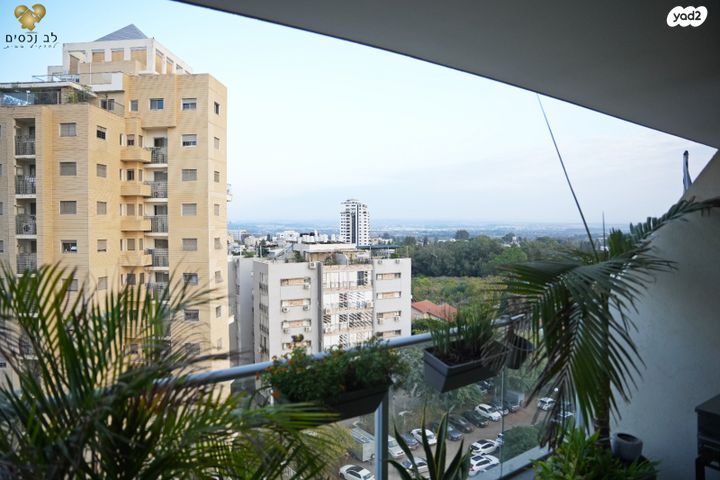 דירה, שאר העיר, הוד השרון