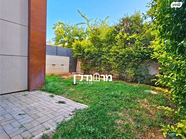 דירת גן, הרצליה הירוקה, נווה עובד, הרצליה