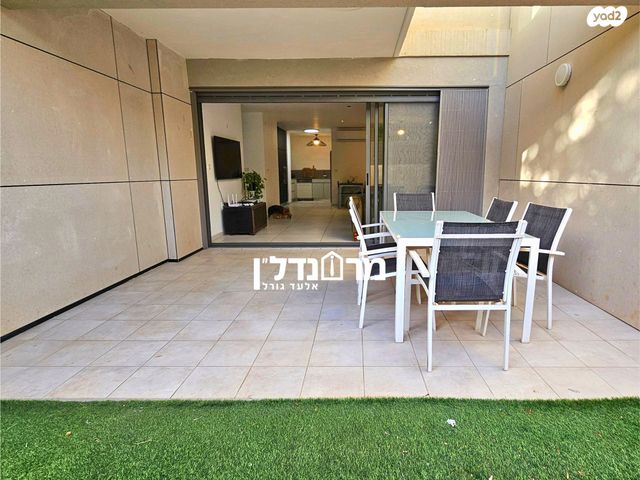 דירת גן, הרצליה הירוקה, נווה עובד, הרצליה