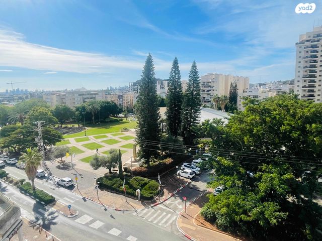 דירה, השחר 11, רמתיים, הוד השרון