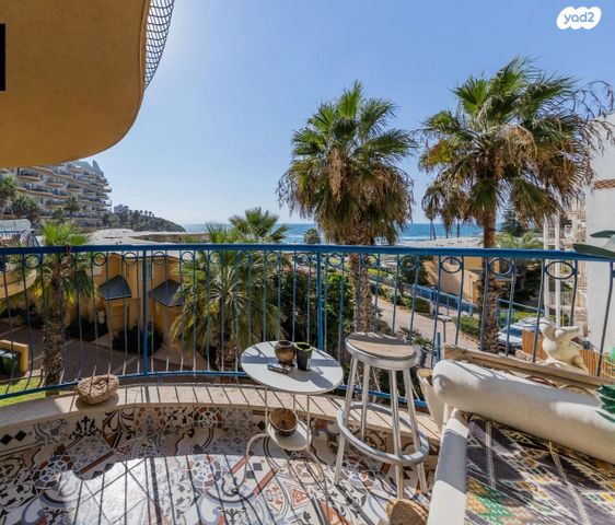 דירה, גבעת אולגה, חדרה