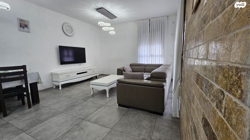 דירה, בן שמן 12, גני יער, לוד