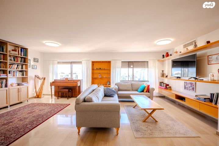 גג/ פנטהאוז, שלמה בן יוסף, רמת אביב ג', תל אביב יפו