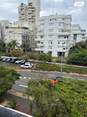 דירה, הרב גליקסברג, נאות אפקה ב', תל אביב יפו