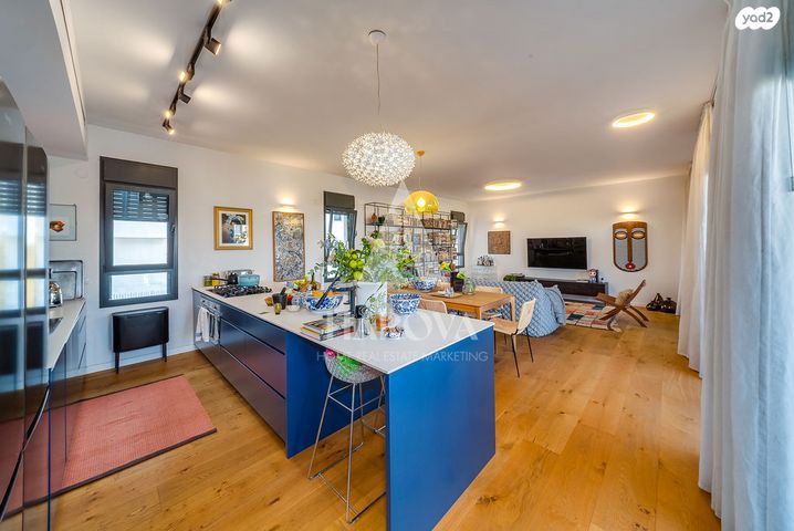 גג/ פנטהאוז, שדרות ירושלים, מכללת תל אביב יפו, דקר, תל אביב יפו