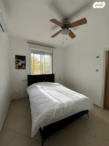 דירה, האבן, מעלה אדומים