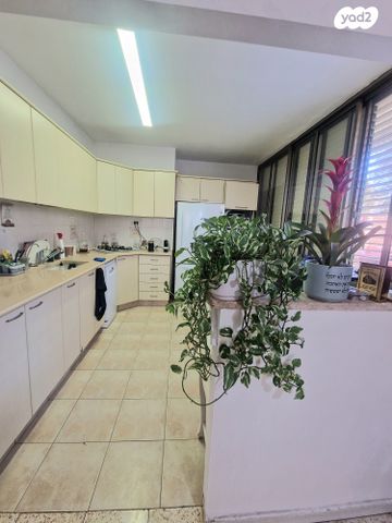 דירה, עוזיאל, יד לבנים, רמת גן