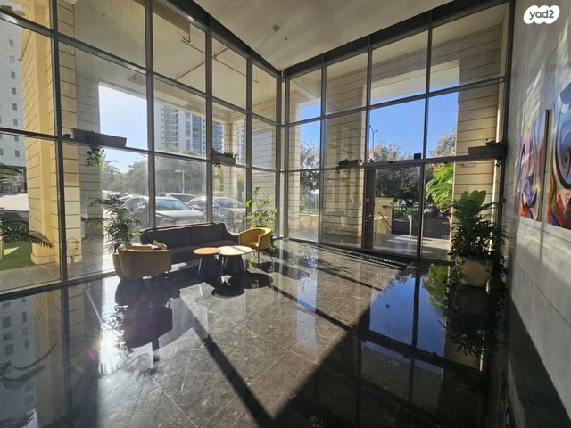 שדרות האגמים 