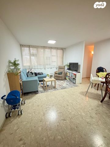 הנרייטה סולד 114