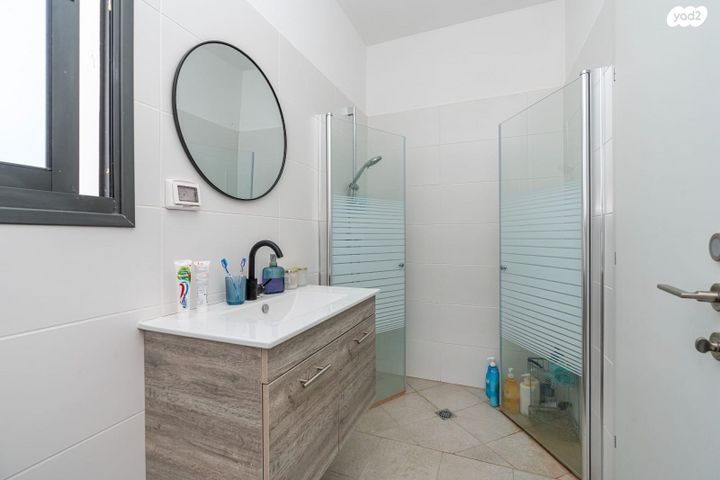 דירה, אור עקיבא