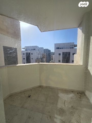 גג/ פנטהאוז, רחובות