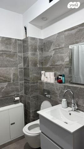 דירה, קנאי הגליל, קטמונים, ירושלים