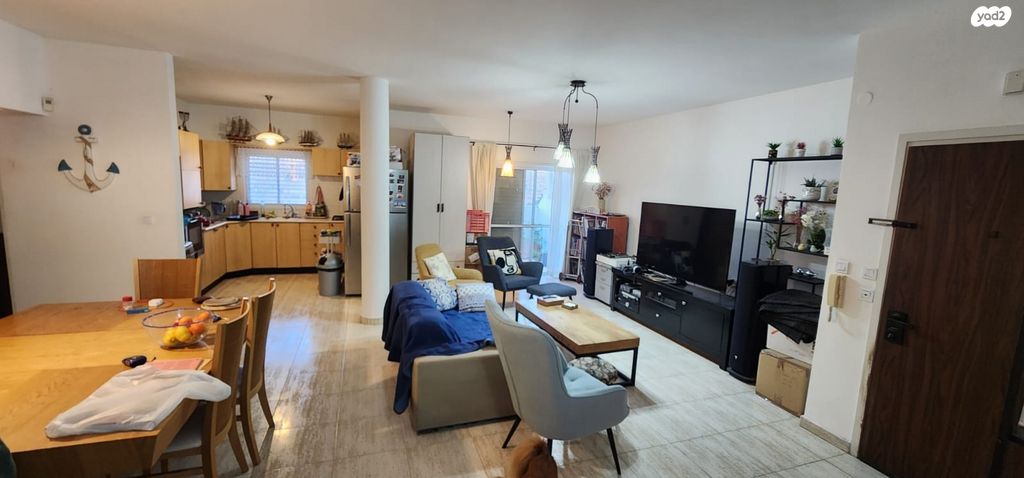 דופלקס, מלחמת ששת הימים 14, מרכז העיר, חדרה