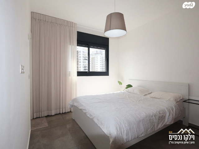 דירה, הכרמל, נאות שז"ר, יבנה