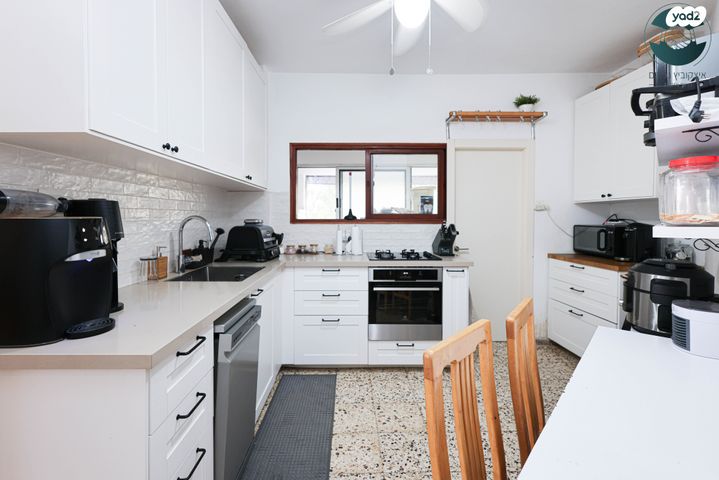 דירה, הוד השרון