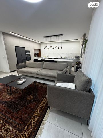 דירה, עוזי חיטמן, הכרם ג', עכו