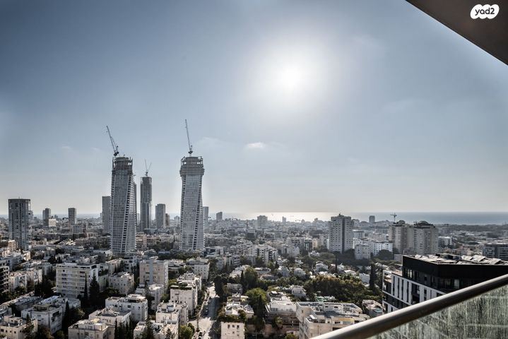 גג/ פנטהאוז, ניסים אלוני, תל אביב יפו