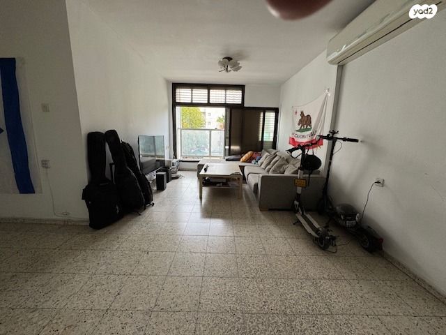 דירה, טירת צבי, נחלת יצחק, תל אביב יפו