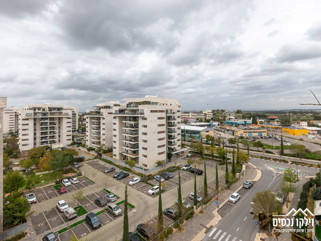 גג/ פנטהאוז, הסירה, נאות רבין, יבנה