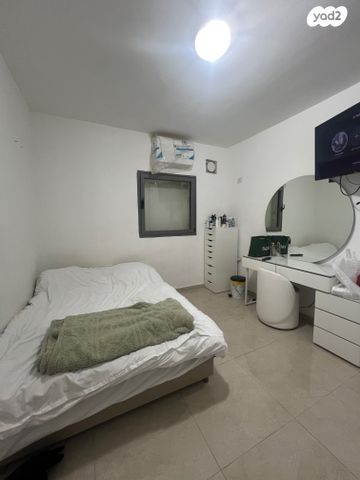 דירה, מיכאל הנגבי, רמות הרכס, באר שבע