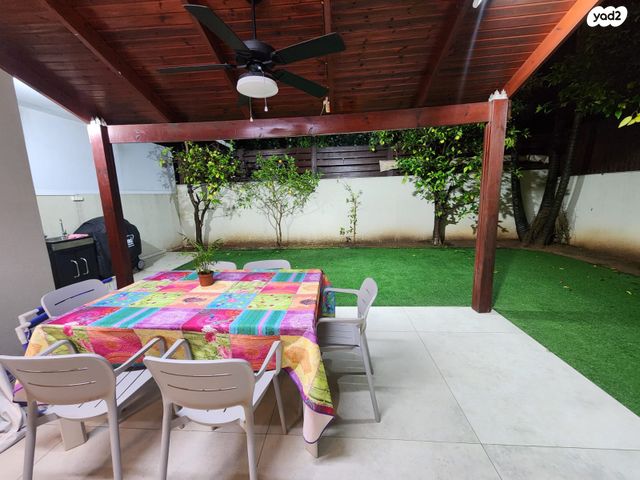 בית פרטי/ קוטג', נעורים, ראשון לציון