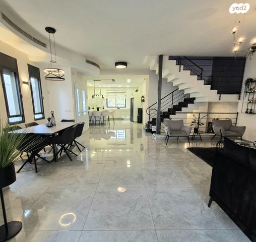 זלמן שניאור 