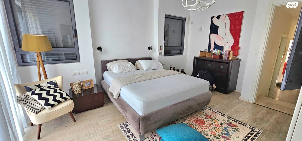 דו משפחתי, הוד השרון