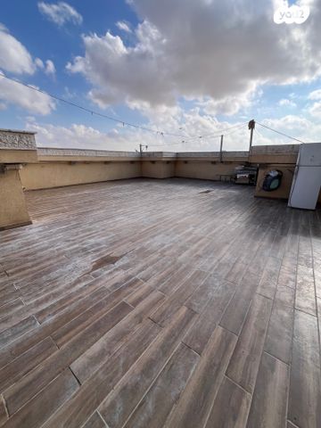 גג/ פנטהאוז