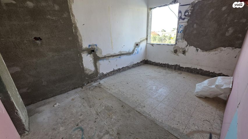 דירה, הקונגרס הציוני, עפולה