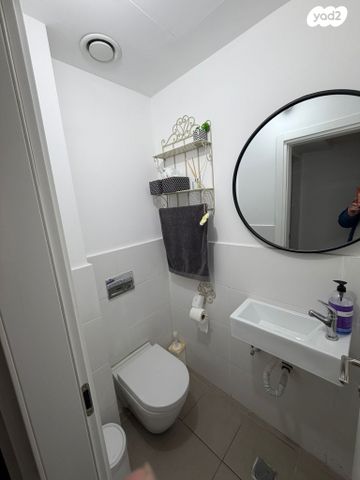 דירה, שברץ, רעננה