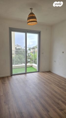 גג/ פנטהאוז, המושבה הירוקה, אבן יהודה