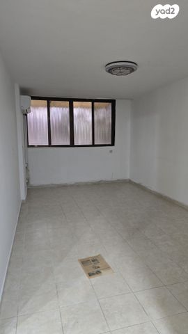 דירה, גבעת אולגה, חדרה