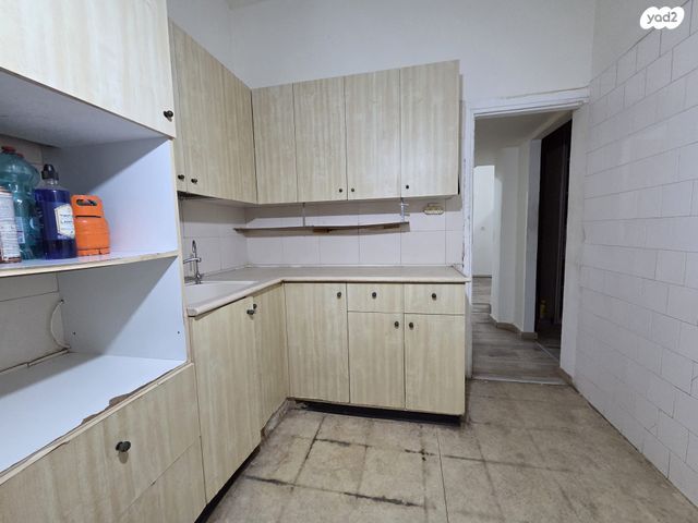 דירה, דרך נגבה 56, נווה רם, שיכון מזרחי, רמת גן